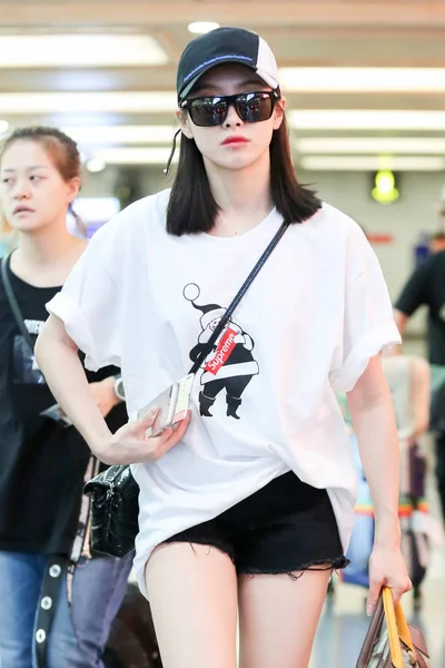 Cantante Actriz China Victoria Song Song Qian Representa Aeropuerto Internacional —  Fotos de Stock