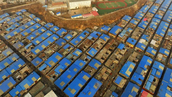 Vista Aérea Uma Aldeia Urbana Desaparecida Assemelhando Pixels Azuis Cidade — Fotografia de Stock