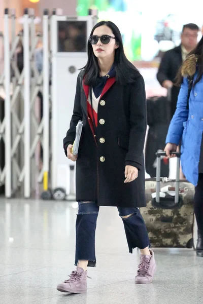 Chinese Actrice Yao Chen Afgebeeld Beijing Capital International Airport Beijing — Stockfoto