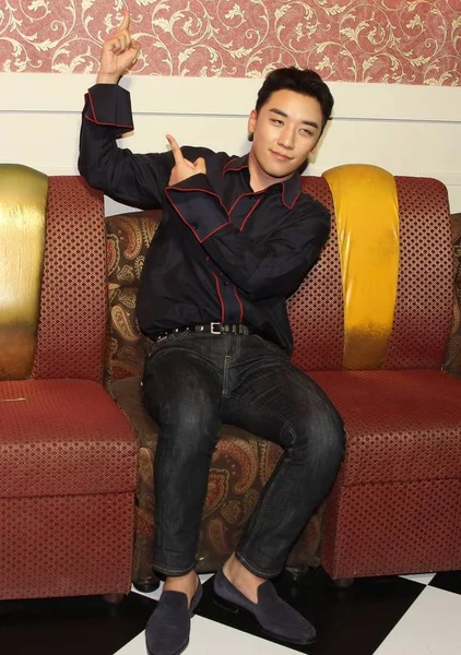 Sydkoreansk Sångare Och Skådespelare Lee Seung Hyun Mer Känd Artistnamnet — Stockfoto