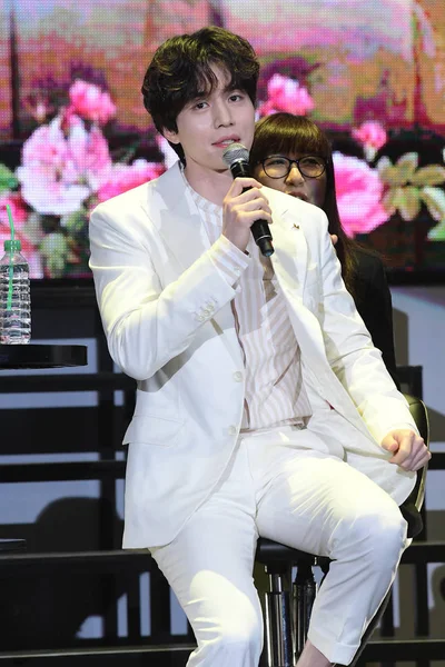 South Korean Actor Lee Dong Wook Attends Fan Meeting Event — Stock Photo, Image