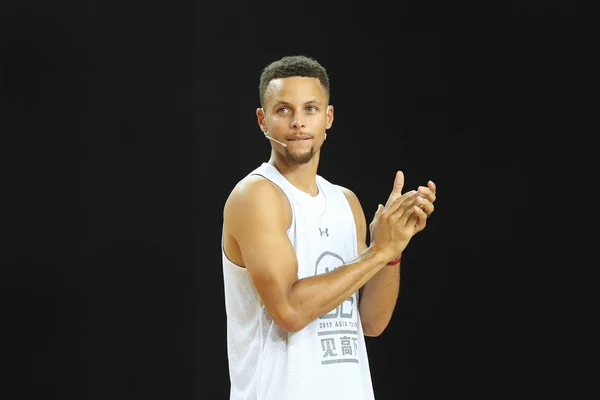 Nba Star Stephen Curry Von Golden State Warriors Besucht Ein — Stockfoto