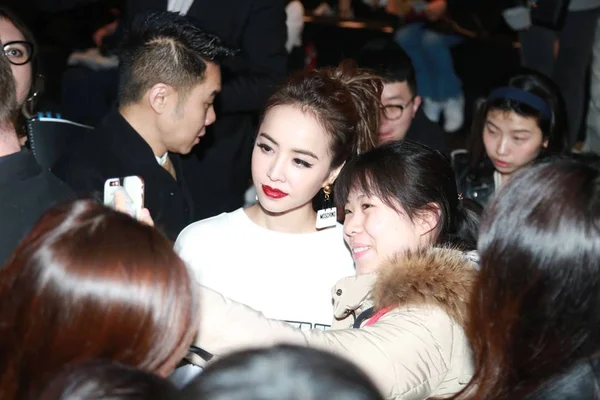 Taiwanees Zangeres Jolin Tsai Woont Moschino Fashion Show Tijdens Milan — Stockfoto