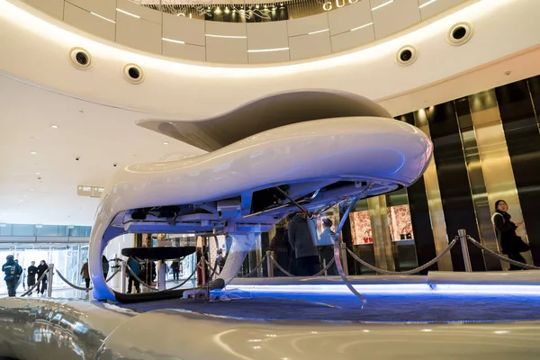 Piano Shimmel Pegasus Está Exibição Átrio Shopping Center Xangai China — Fotografia de Stock