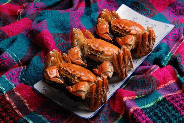 Crabii Păroși Aburiți Sunt Serviți Restaurant Din Shanghai China Ianuarie — Fotografie, imagine de stoc