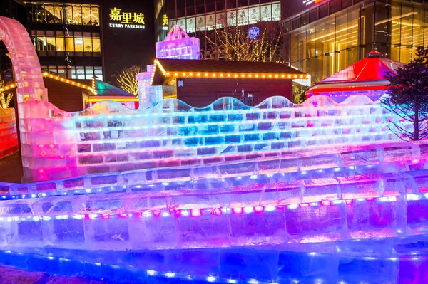Blick Auf Eine Meter Lange Eisrutsche Aus Eisblöcken Shangri Hotel — Stockfoto