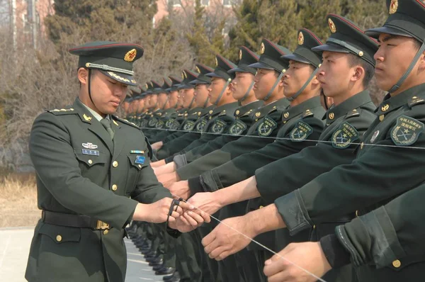 Des Soldats Chinois Apl Armée Populaire Libération Font Des Pas — Photo