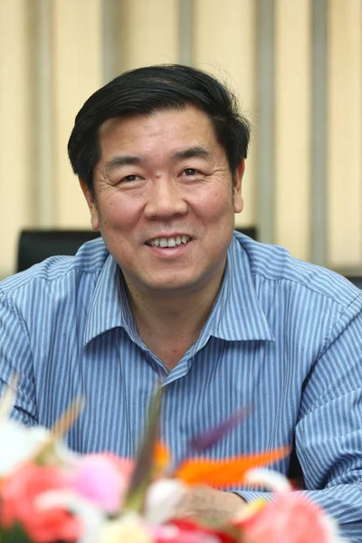 时任中共天津市委副书记的何立峰出席2009年5月14日在中国天津举行的会议 — 图库照片