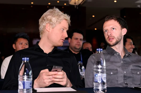 England Snooker Players Judd Trump Right Jimmy Robertson Attend Press — Stock Photo, Image