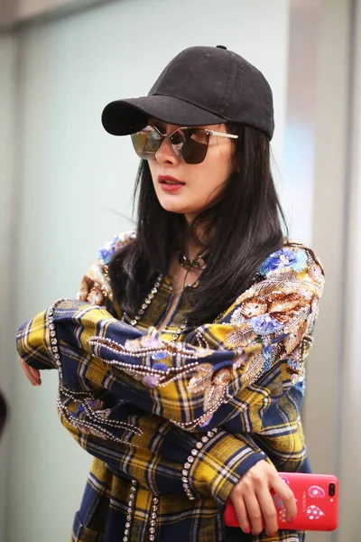 Chinese Actrice Yang Afgebeeld Beijing Capital International Airport Beijing China — Stockfoto