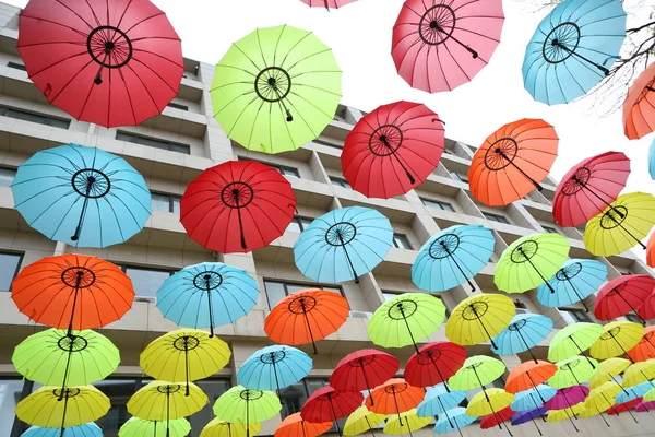 Pohled Barevné Deštníky Zdobení Ulici Bazaru Šanghaji Číně Července 2017 — Stock fotografie
