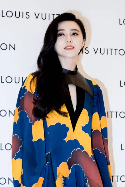 Chińska Aktorka Fan Bingbing Uczęszcza Inauguracji Perfumy Louis Vuitton Szanghaj — Zdjęcie stockowe