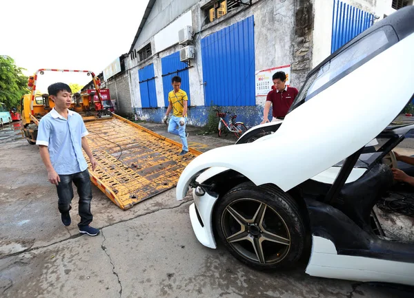 Carro Esportivo Elétrico Caseiro Xing Long Inventado Pelo Entusiasta Carro — Fotografia de Stock