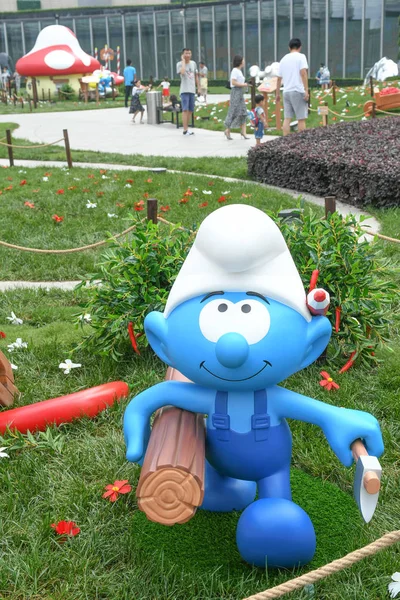 Přehled Umělecké Výstavy All Smurfs Čcheng Mezinárodním Finančním Náměstí Ifs — Stock fotografie