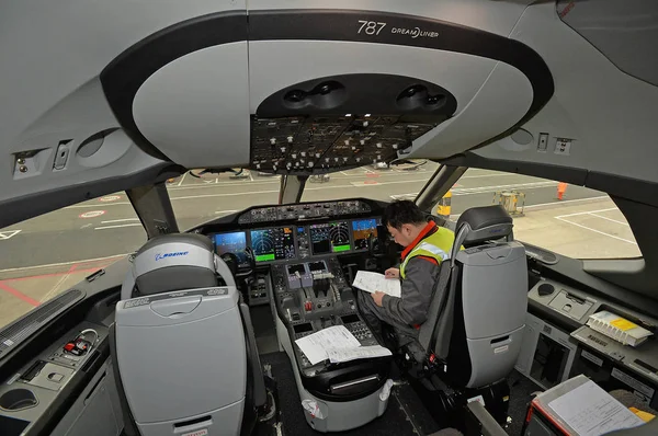 Interior View Cockpit Jet Plane Boeing 787 Dreamliners Painted Picture — Stock Photo, Image