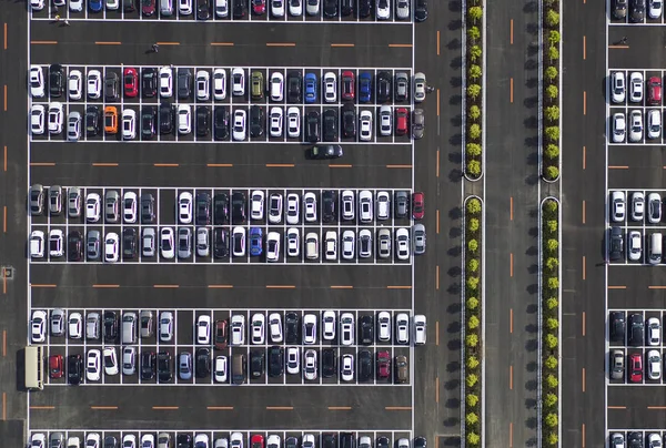 Luftaufnahme Von Fahrzeugen Von Besuchern Die Auf Dem Parkplatz Der — Stockfoto