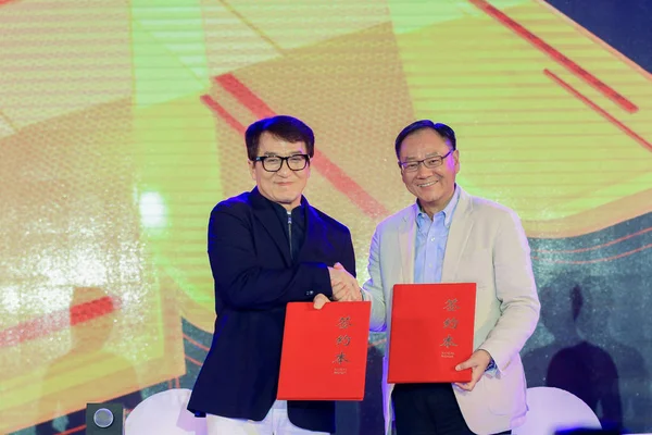 Hong Kong Kungfu Star Jackie Chan Left Attends 2017 China — Stock Photo, Image