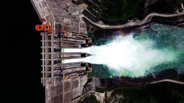 Pohled Hydroelektrárna Longtan Která Uvolňuje Vodu Pro Potřebu Kontroly Povodní — Stock fotografie