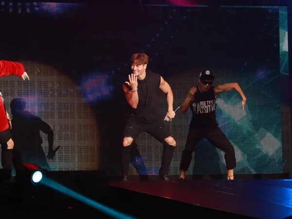 Chanteuse Sud Coréenne Kim Jong Kook Produit Concert Running Man — Photo