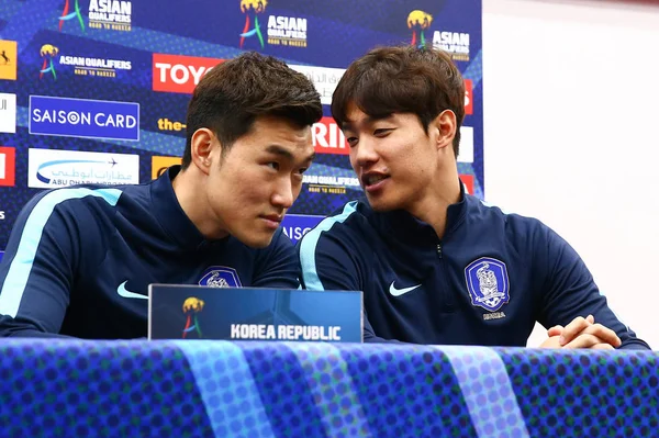 Jang Hyun Soo Kiri Dan Hong Jeong Dari Tim Nasional — Stok Foto