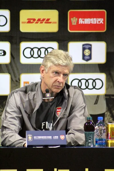 Allenatore Arsene Wenger Dell Arsenal Partecipa Una Conferenza Stampa Partita — Foto Stock