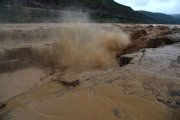 Widok Wodospad Hukou Żółtej Rzece Rocznym Maksymalnym Szczycie Powiatu Prowincji — Zdjęcie stockowe