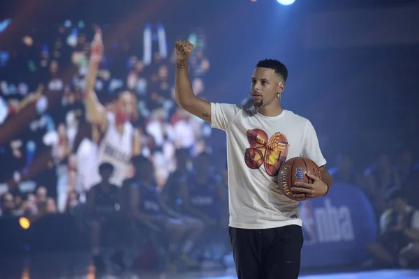 Gwiazda Nba Stephen Curry Golden State Warriors Uczęszcza Spotkanie Fan — Zdjęcie stockowe