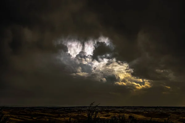 Vista Las Magníficas Nubes Sobre Desierto Ciudad Ordos Región Autónoma — Foto de Stock