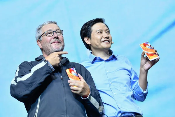French Designer Philippe Starck Left Lei Jun Chairman Ceo Xiaomi — Stock Photo, Image