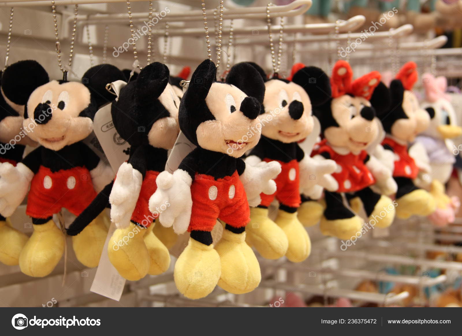 minnie mouse doll disney store