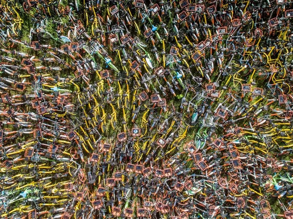 Aerial View Discarded Bicycles Mobike Orange Ofo Yellow Xiaoming Danche — Stock Photo, Image