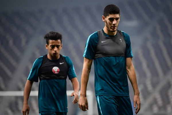 Jogadores Seleção Qatar Participam Uma Sessão Treinamento Para Uma Partida — Fotografia de Stock