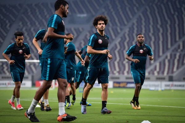 Les Joueurs Équipe Nationale Football Qatar Participent Une Séance Entraînement — Photo