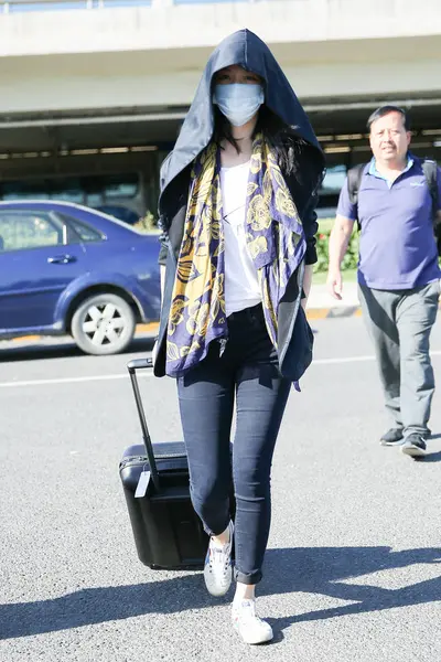 Chińska Aktorka Tang Wei Jest Zdjęciu Beijing Capital International Airport — Zdjęcie stockowe