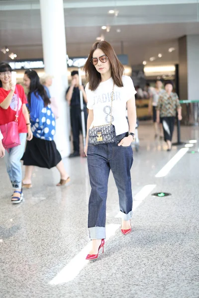 Ella Chen Chia Hwa Grupo Feminino Taiwanês Retratada Aeroporto Internacional — Fotografia de Stock