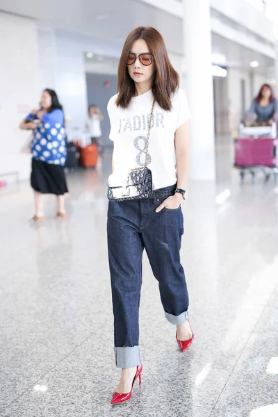 Ella Chen Chia Hwa Del Grupo Chicas Taiwanesas Fotografiada Aeropuerto — Foto de Stock
