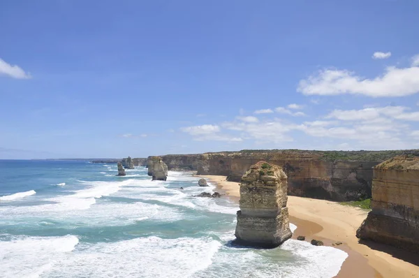 Landskap Tolv Apostlarna Samling Kalksten Staplar Utanför Stranden Port Campbell — Stockfoto