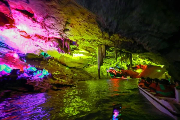 Belülről Véve Világ Leghosszabb Elsüllyedt Cavern Rendszer Benxi Shuidong Nemzeti — Stock Fotó