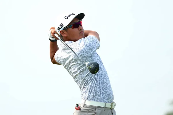 Taihei Sato Japonsku Svou Trofejí Vítězství Binhai Forest Tianjin Open — Stock fotografie