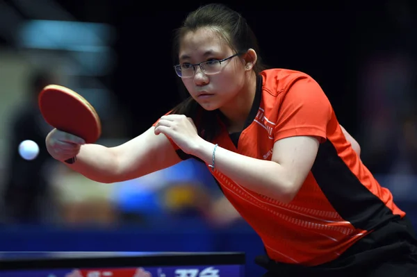 홍콩의 카이는 그녀와 자신의 일본의 하루나와 경쟁으로 합니다 2017 Ittf — 스톡 사진