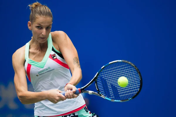 Karolina Pliskova Tjeckien Returnerar Ett Skott Till Ashleigh Barty Australien — Stockfoto