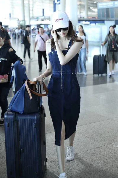 Modelo Chinês Sui Retratado Aeroporto Internacional Pequim Capital Pequim China — Fotografia de Stock