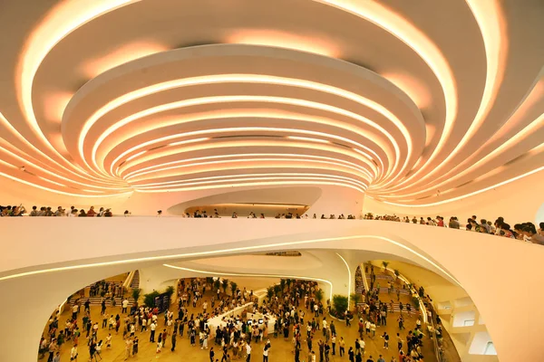 Lokale Bewoners Toeristen Menigte Naar Het Grand Theatre Bezoeken Changsha — Stockfoto