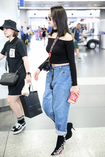 Cantante Actriz China Victoria Song Song Qian Representa Aeropuerto Internacional —  Fotos de Stock