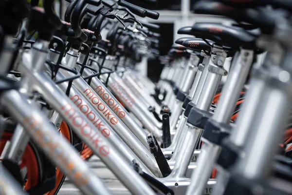 Fietsen Van Chinese Fiets Sharing Service Mobike Staan Opgesteld Een — Stockfoto