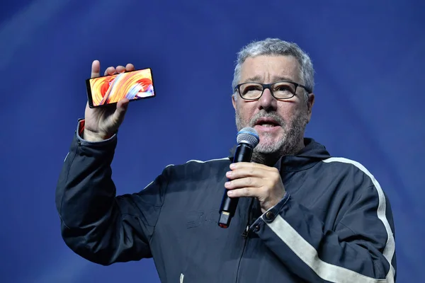 French Designer Philippe Starck Introduces Xiaomi Mix Smartphone Launch Event — Stock Photo, Image