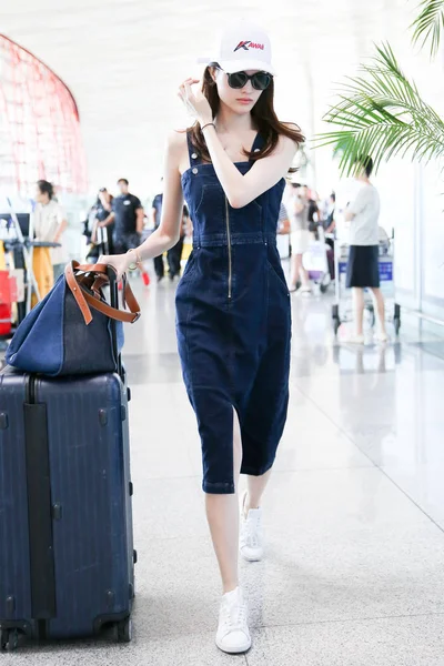 Kinesiska Modell Han Sui Avbildas Beijing Capital International Airport Beijing — Stockfoto