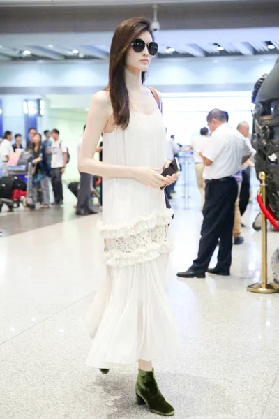Chiński Model Sui Jest Zdjęciu Beijing Capital International Airport Pekinie — Zdjęcie stockowe
