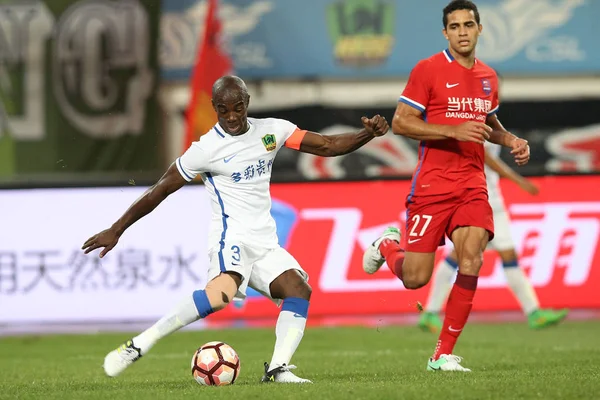 Jogador Futebol Hong Kong Festus Baise Esquerda Guizhou Hengfeng Zhicheng — Fotografia de Stock