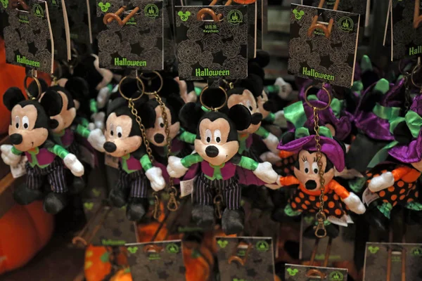 Los Llaveros Temáticos Halloween Están Venta Una Tienda Shanghai Disneyland — Foto de Stock